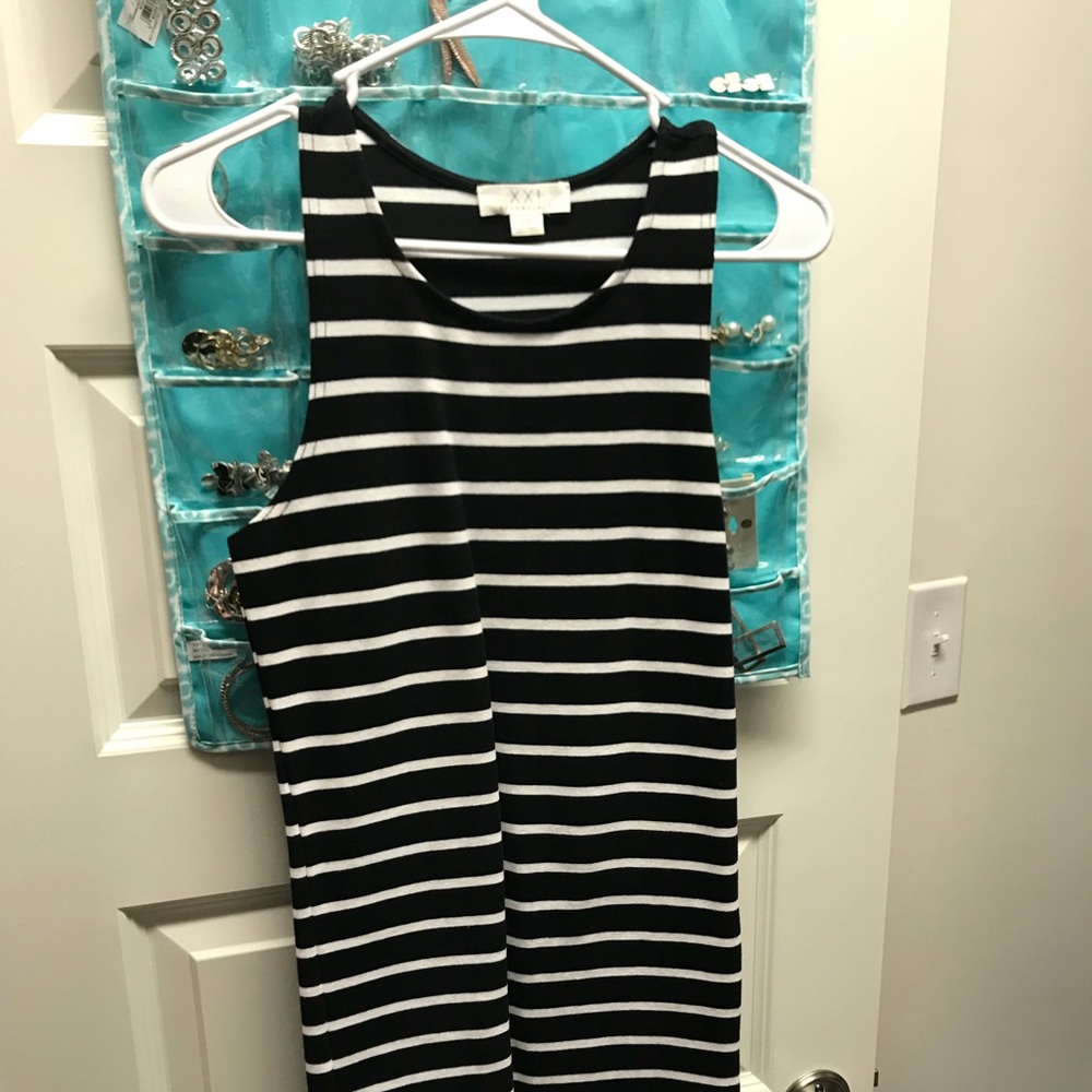 Forever 21 dress
